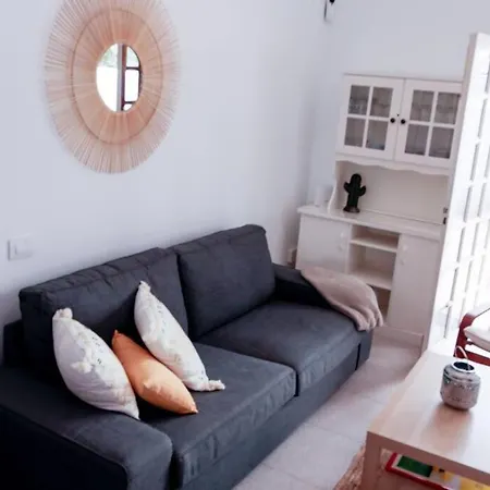 Acogedora Casa En En Tranquila Urbanizacion Prázdninový dům